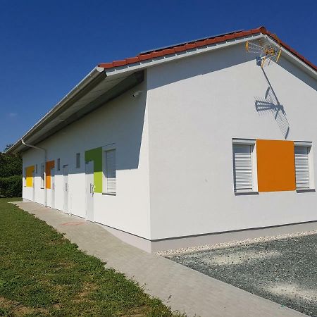 Apartamento Szatmárház Szombathely Exterior foto
